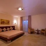 Pombeira Otel 3*