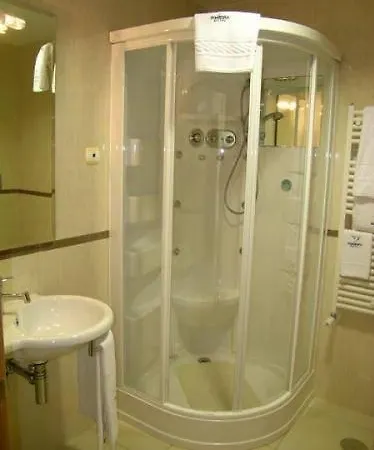 Pombeira Hotel 3*