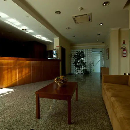 Hotel Pombeira 3*