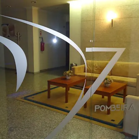 Pombeira Hotell 3*