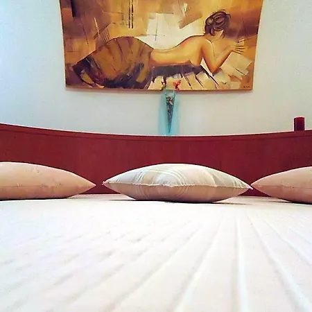 Pombeira 3* Guarda