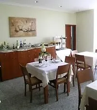 Pombeira Hotel