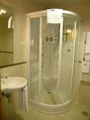 Pombeira Szálloda 3*