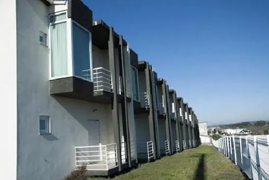 Pombeira 3* Γκουάρντα