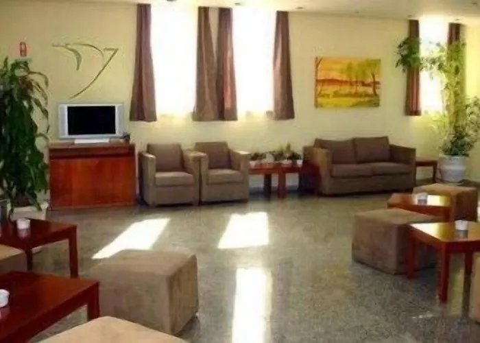 Pombeira Szálloda Guarda