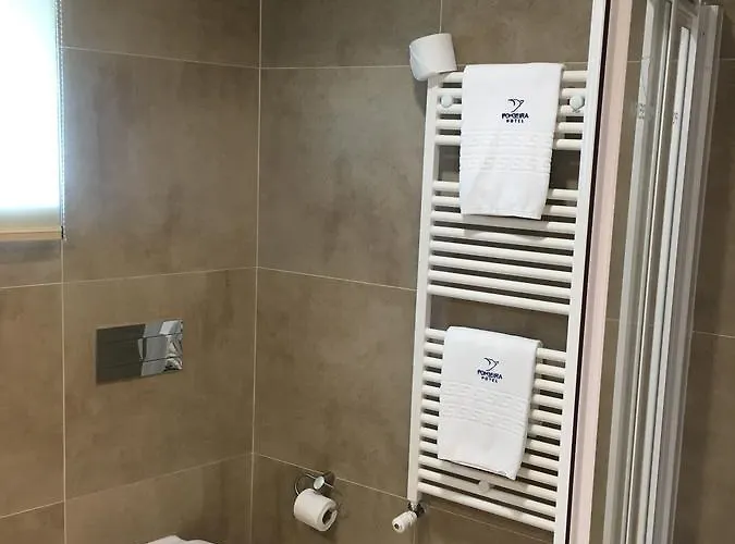 Pombeira Szálloda Guarda